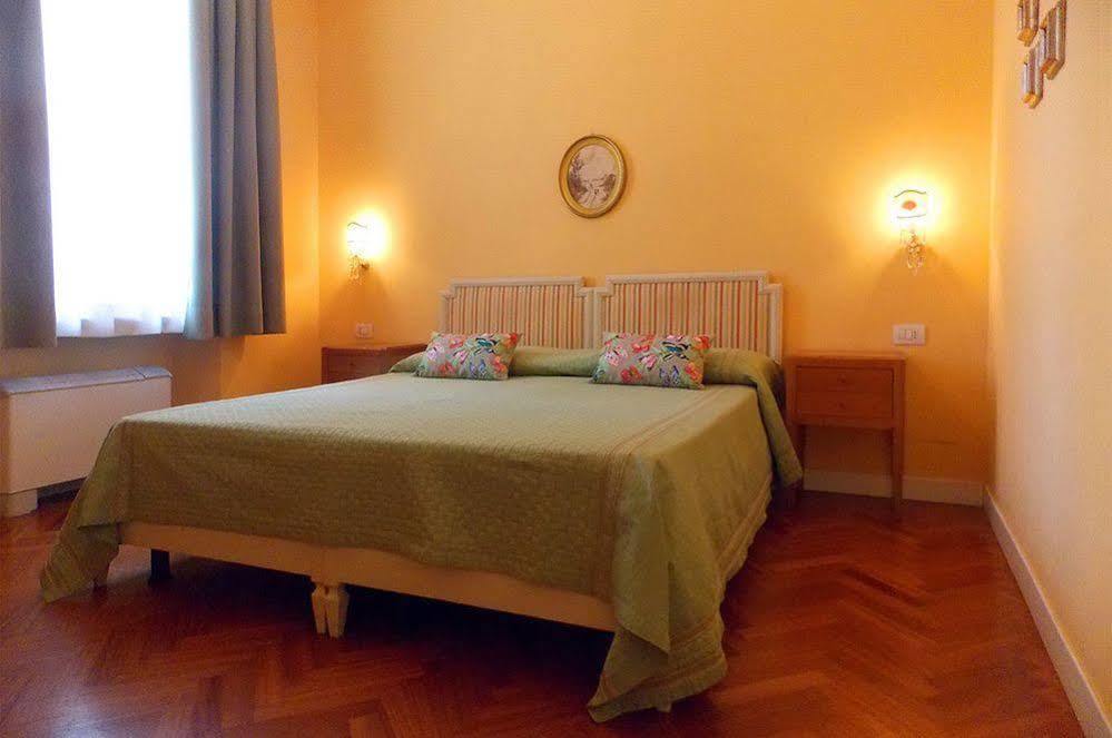 B&B Cesena5 Milán Exterior foto